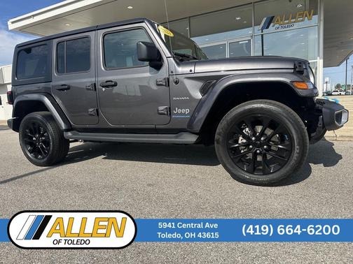 Granite Crystal Metallic Clearcoat 2023 Jeep Wrangler 4xe Sahara