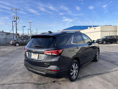 2022 Chevrolet Equinox Premier w/1LZ