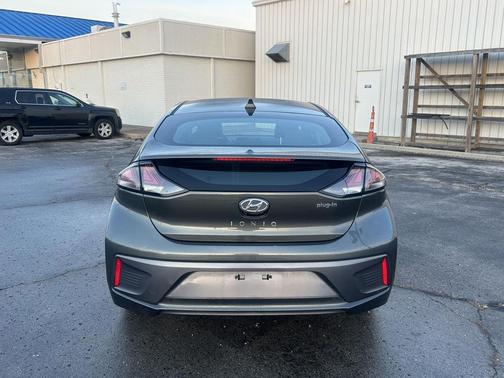 2020 Hyundai IONIQ Plug-In Hybrid SEL