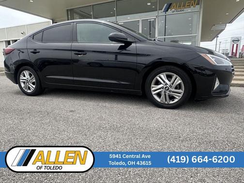 Phantom Black 2020 Hyundai ELANTRA SEL