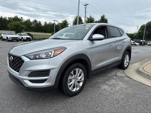 2021 Hyundai TUCSON SE