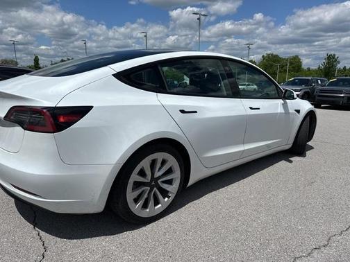 2023 Tesla Model 3 Base