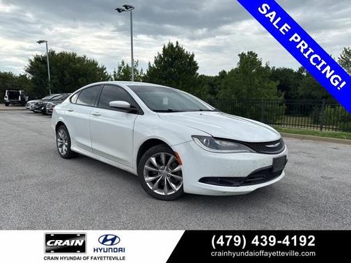 2015 Chrysler 200 S