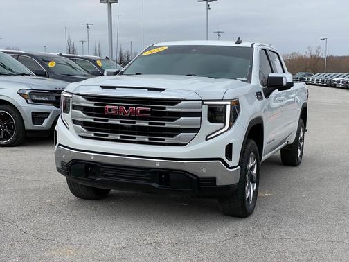 2025 GMC Sierra 1500 SLE