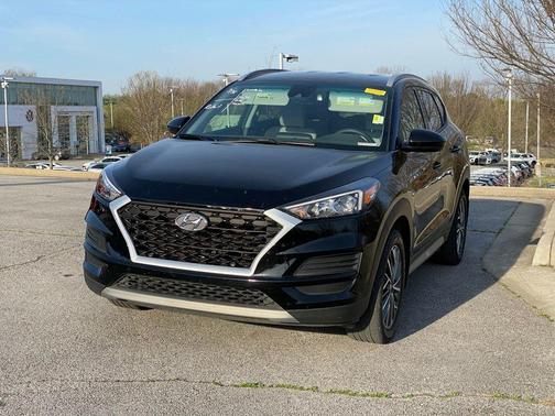 Black Noir Pearl 2020 Hyundai TUCSON SEL