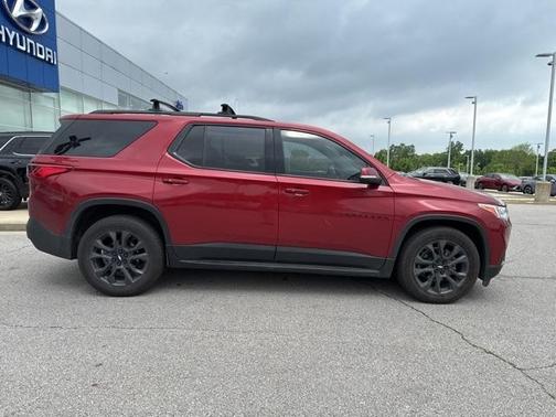 2021 Chevrolet Traverse RS