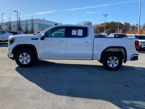 2025 GMC Sierra 1500 SLE