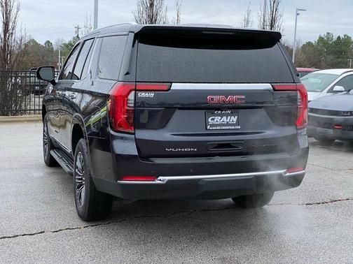 2025 GMC Yukon Elevation
