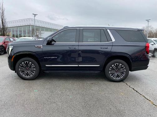 2025 GMC Yukon Elevation