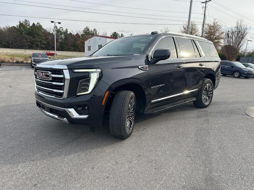 2025 GMC Yukon Elevation