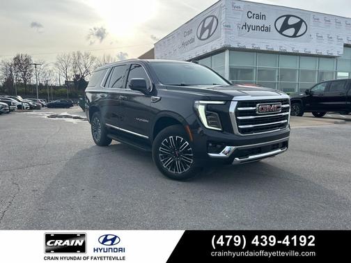 2025 GMC Yukon Elevation