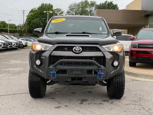 Magnetic Gray Metallic 2018 Toyota 4Runner Sport