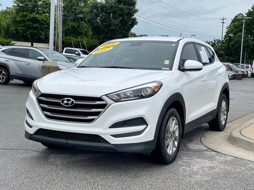 2017 Hyundai TUCSON SE