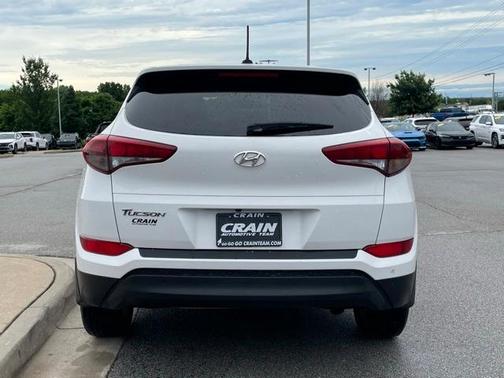 2017 Hyundai TUCSON SE