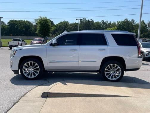 2020 Cadillac Escalade Premium Luxury
