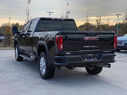 2023 GMC Sierra 2500 Denali