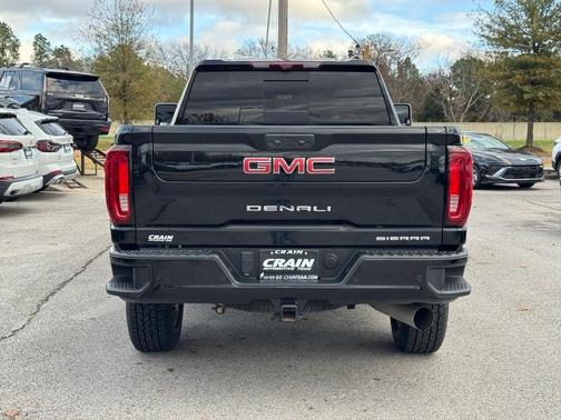2023 GMC Sierra 2500 Denali
