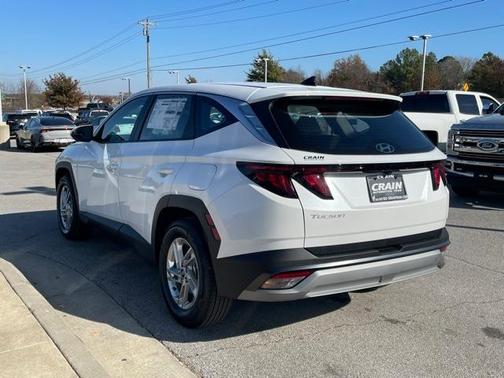 2025 Hyundai TUCSON SE