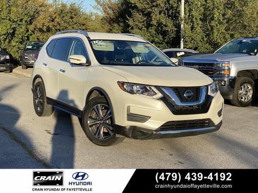 2020 Nissan Rogue SV