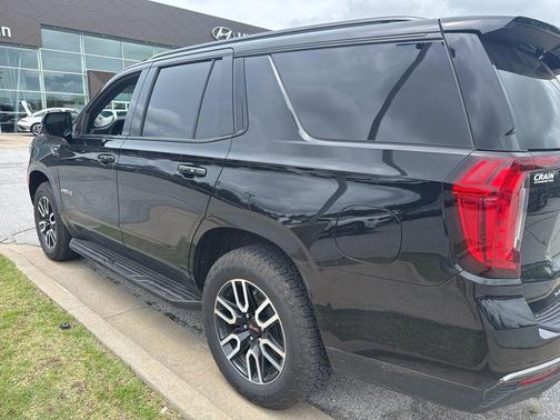Onyx Black 2021 GMC Yukon AT4