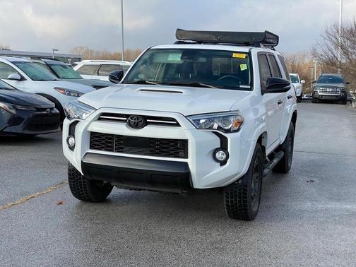 2020 Toyota 4Runner Venture