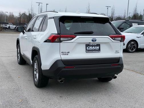 2024 Toyota RAV4 Hybrid XLE