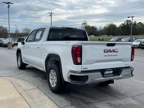 2024 GMC Sierra 1500 SLE