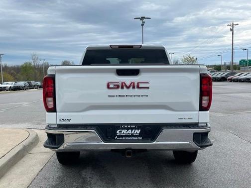2024 GMC Sierra 1500 SLE