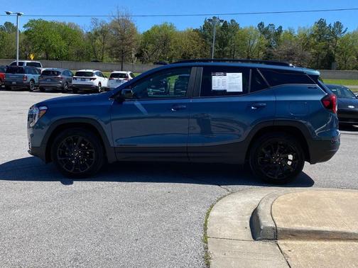 Metallic 2024 GMC Terrain SLE