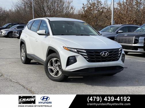 2022 Hyundai TUCSON SE
