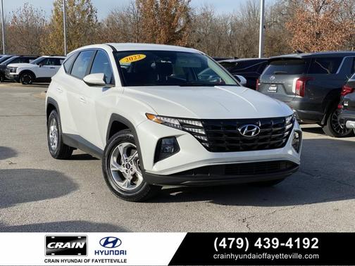 2022 Hyundai TUCSON SE