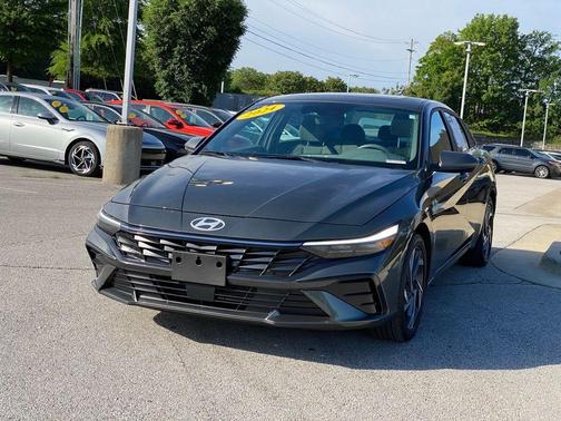 Gray 2024 Hyundai ELANTRA SEL