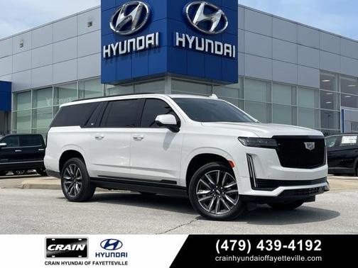 2023 Cadillac Escalade ESV Sport Platinum
