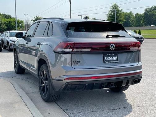 2025 Volkswagen Atlas Cross Sport 2.0T SEL R-Line Black