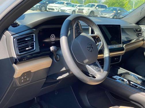 Pure White 2024 Volkswagen Atlas Cross Sport 2.0T SE w/Technology