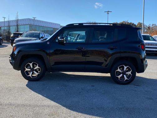 2022 Jeep Renegade Trailhawk