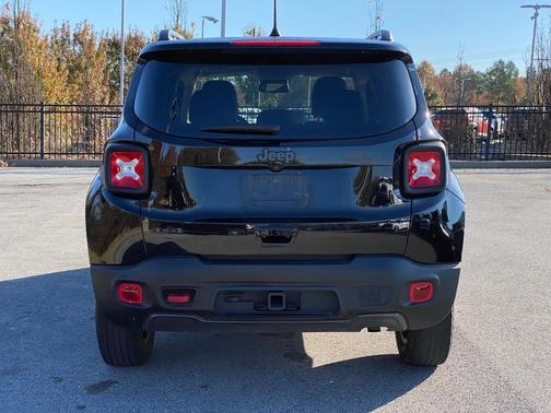 2022 Jeep Renegade Trailhawk