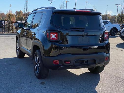 2022 Jeep Renegade Trailhawk