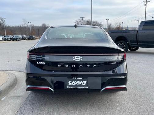 2025 Hyundai SONATA Hybrid SEL