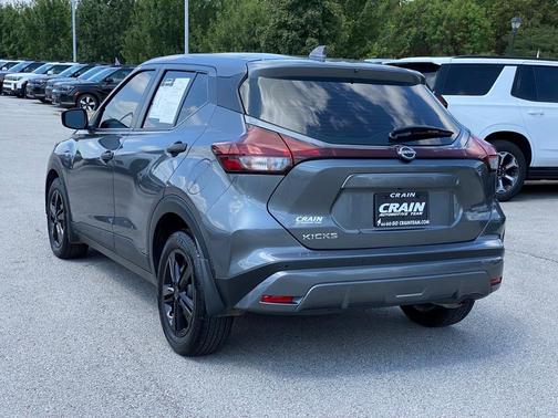 2022 Nissan Kicks S