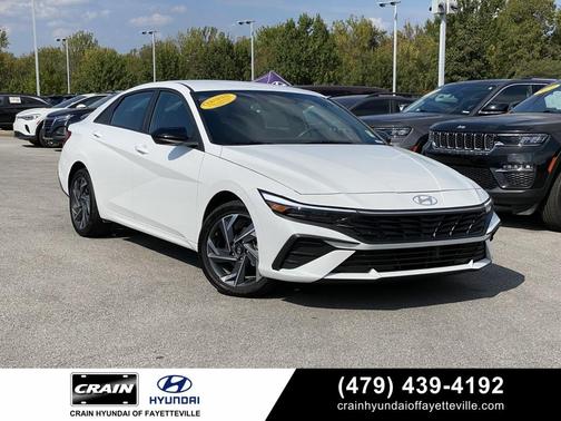 2025 Hyundai ELANTRA HEV SEL