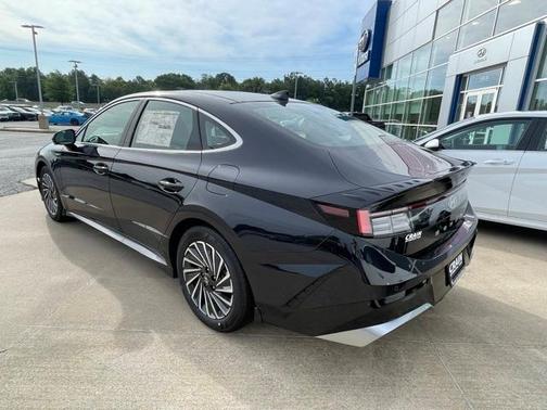 2025 Hyundai SONATA Hybrid Limited