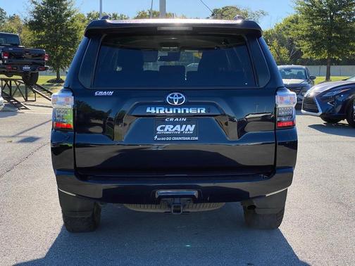2022 Toyota 4Runner SR5