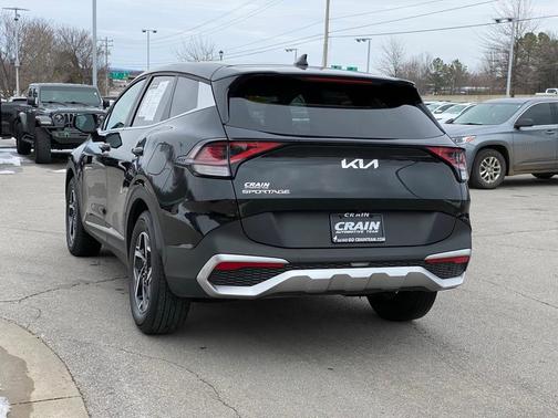 2024 Kia Sportage LX