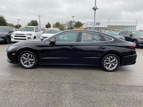 2023 Hyundai SONATA SEL