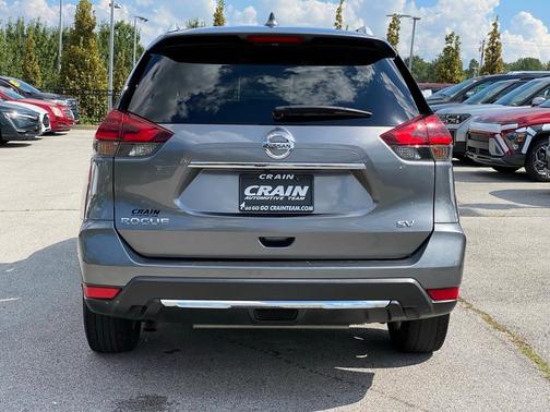 2018 Nissan Rogue SV