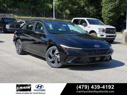 2025 Hyundai ELANTRA Limited