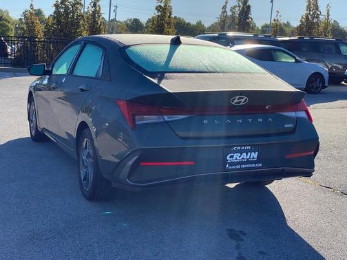 2024 Hyundai ELANTRA HEV Blue
