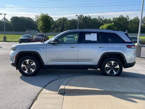 2023 Jeep Grand Cherokee 4xe Base