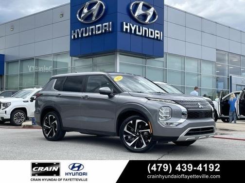 2022 Mitsubishi Outlander SE